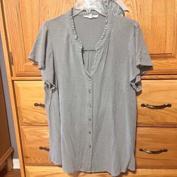 Jane and Delancey Light Gray Green Button-Down Shirt - Picture 1 of 6